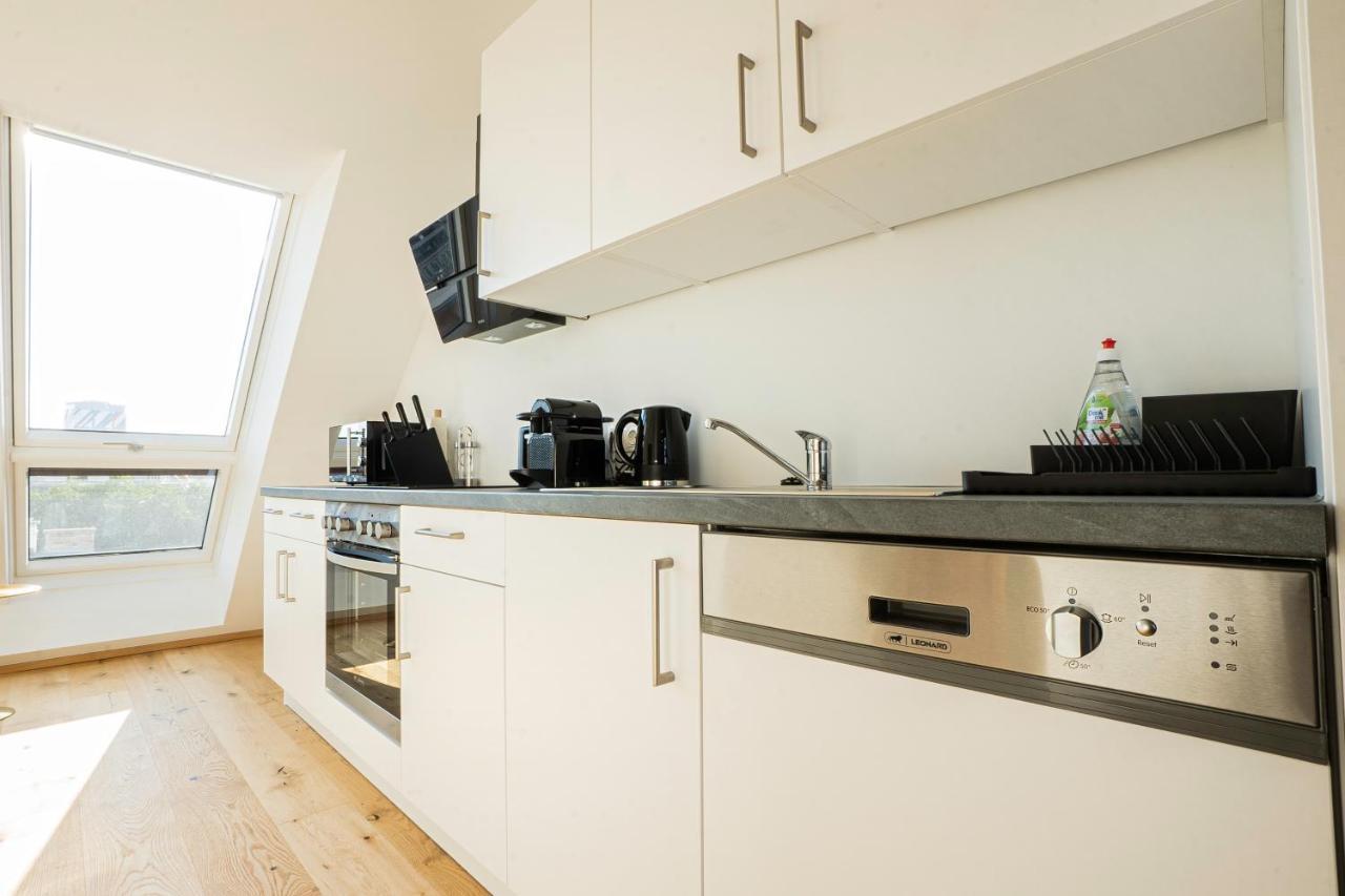 וינה Orestaliving - Penthouse With Designer Renovation מראה חיצוני תמונה